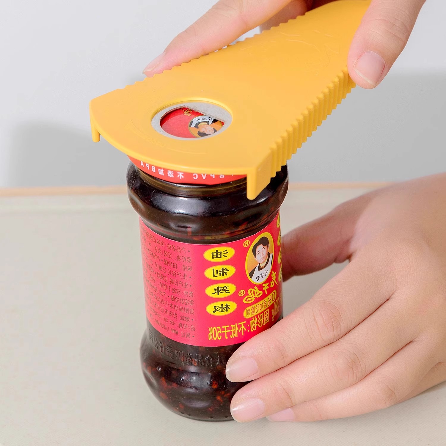省力开瓶盖神器，轻松开启你的畅饮时光！