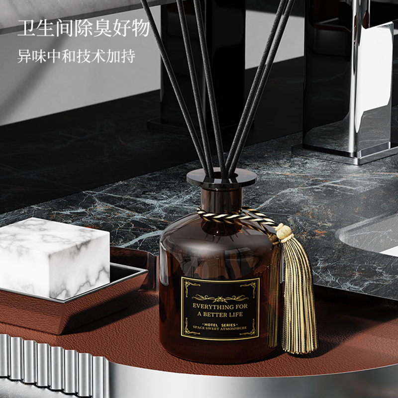 星级大酒店服务员月薪大揭秘，真相竟然是这样？