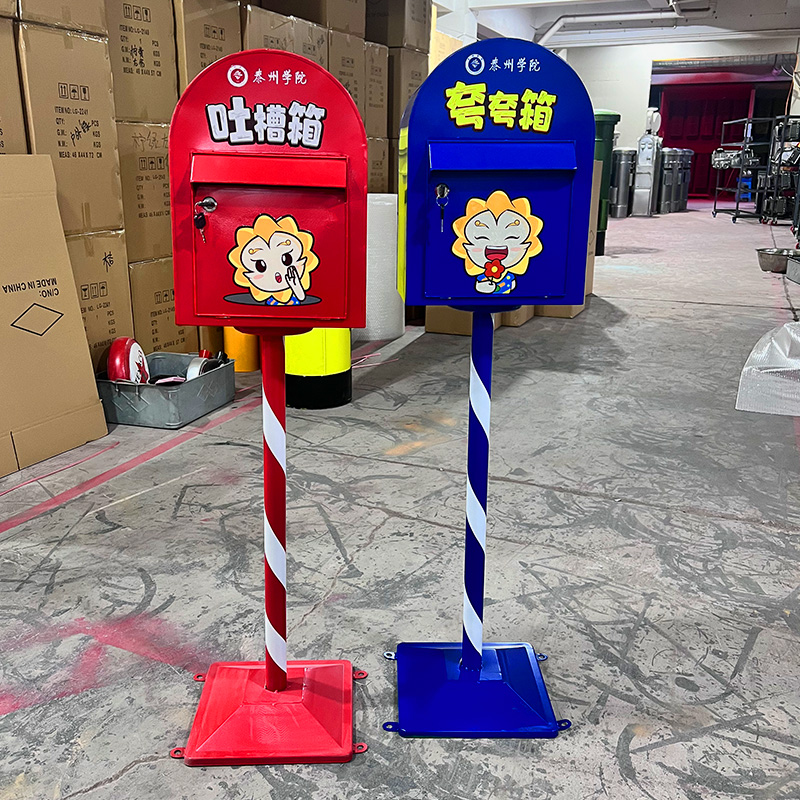 铁艺中国邮政邮筒：复古情怀与现代审美的完美碰撞，户外摄影新宠儿！