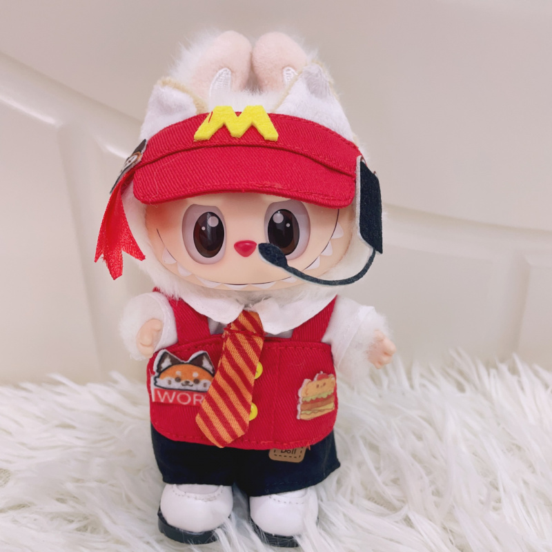 一二代Labubu盲盒公仔：超萌服务员坐坐挂件，解锁可爱新姿势！
