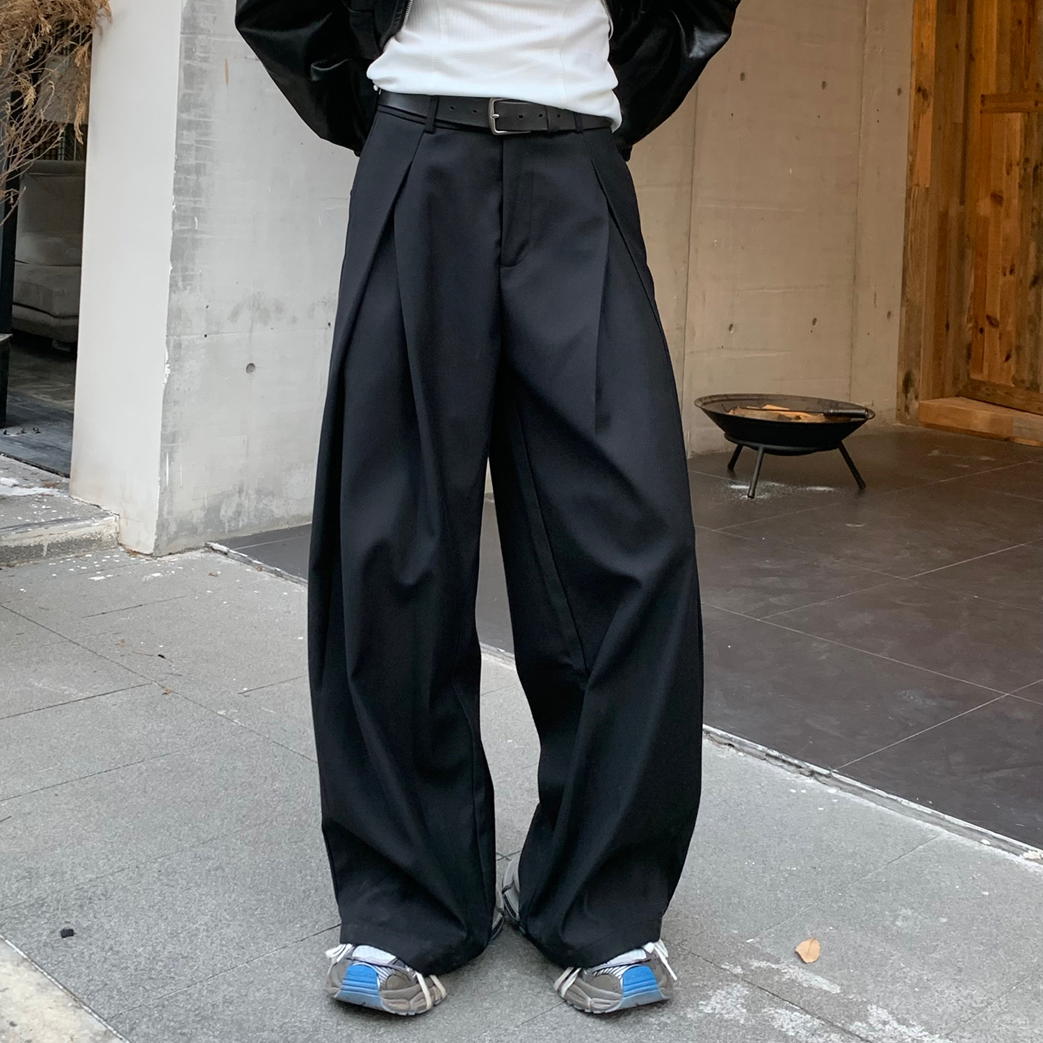 女生西裤和男生西裤有哪些区别？选购时需要注意什么？