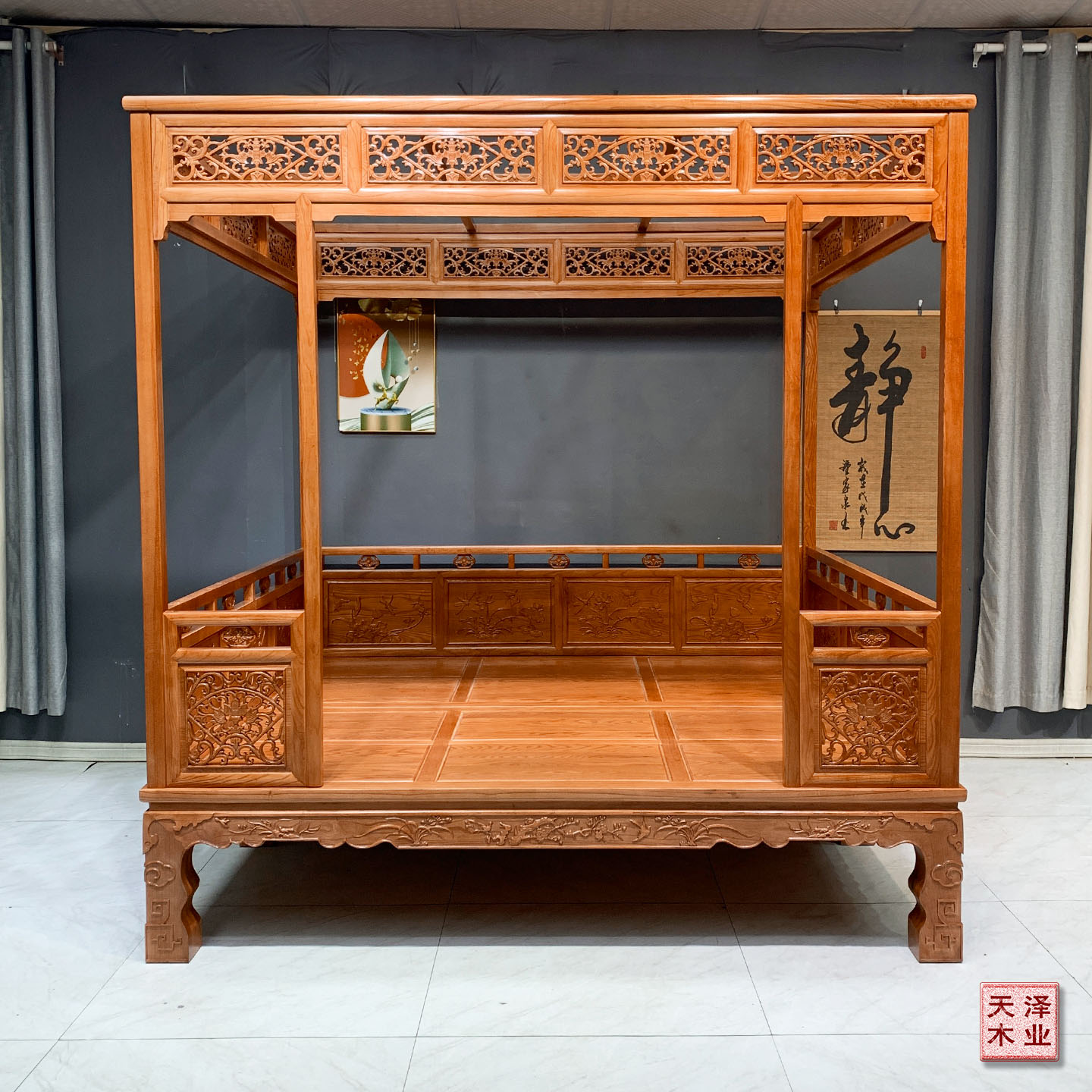 实木架子床：中式仿古复古民宿里的千工拔步床，月洞床踏步床雕刻宫廷家具的秘密