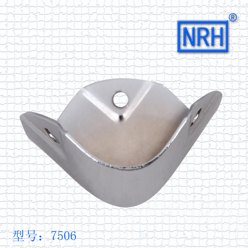 如何选择适合KTV、酒吧和茶社的航空箱防撞包角？