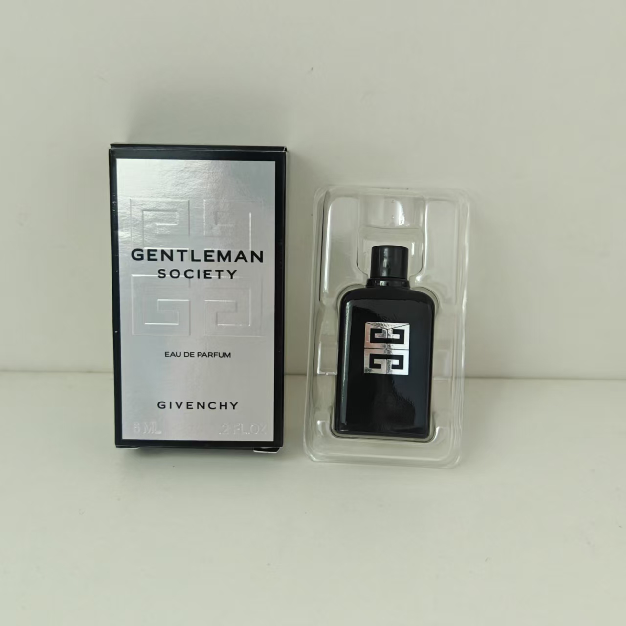 捡漏神器！纪梵希Gentleman绅士倾城便携装香水，男士必备香氛宝典！