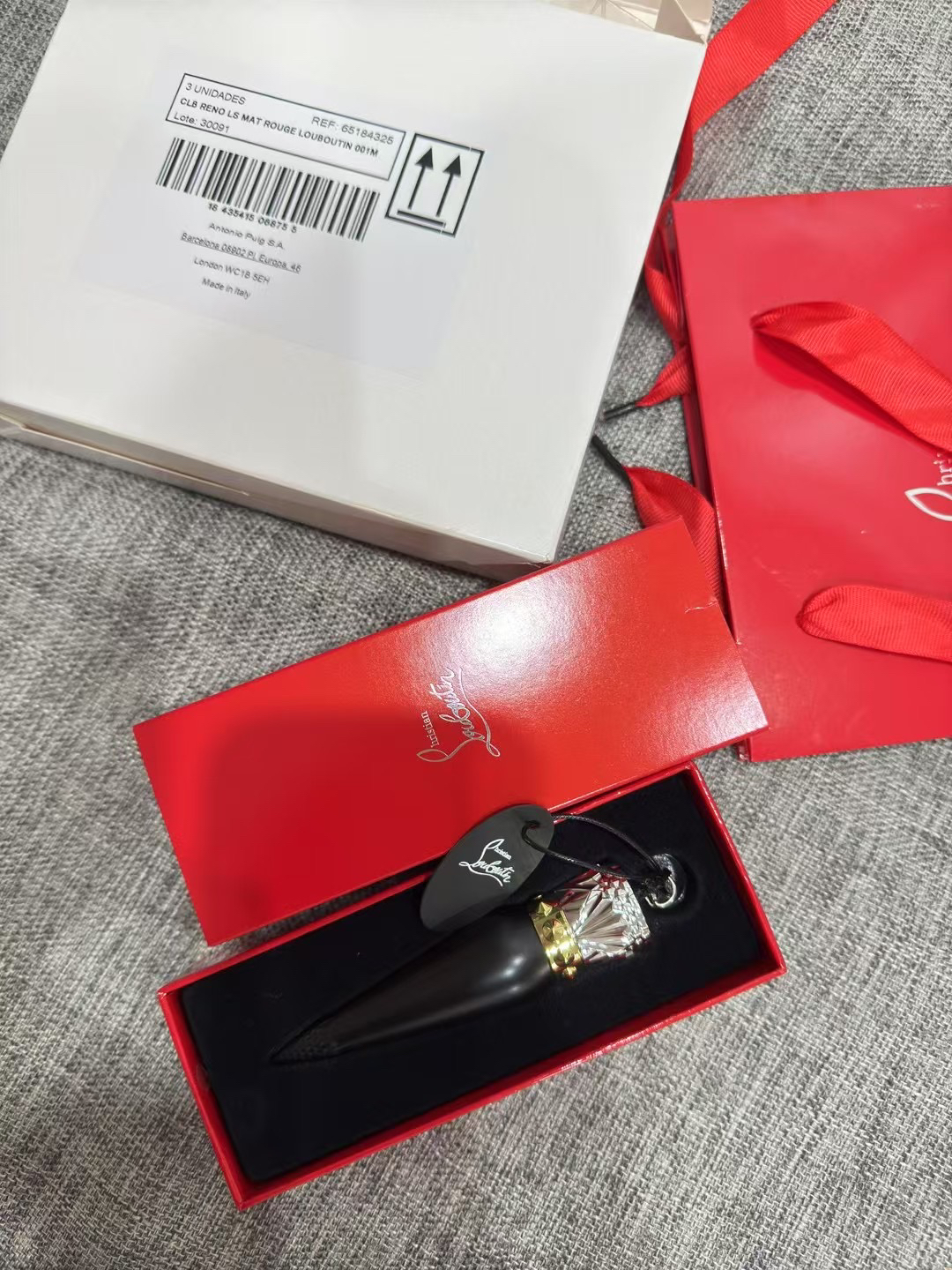 揭秘！萝卜丁口红必买色号推荐，让你告别日常妆容烦恼
