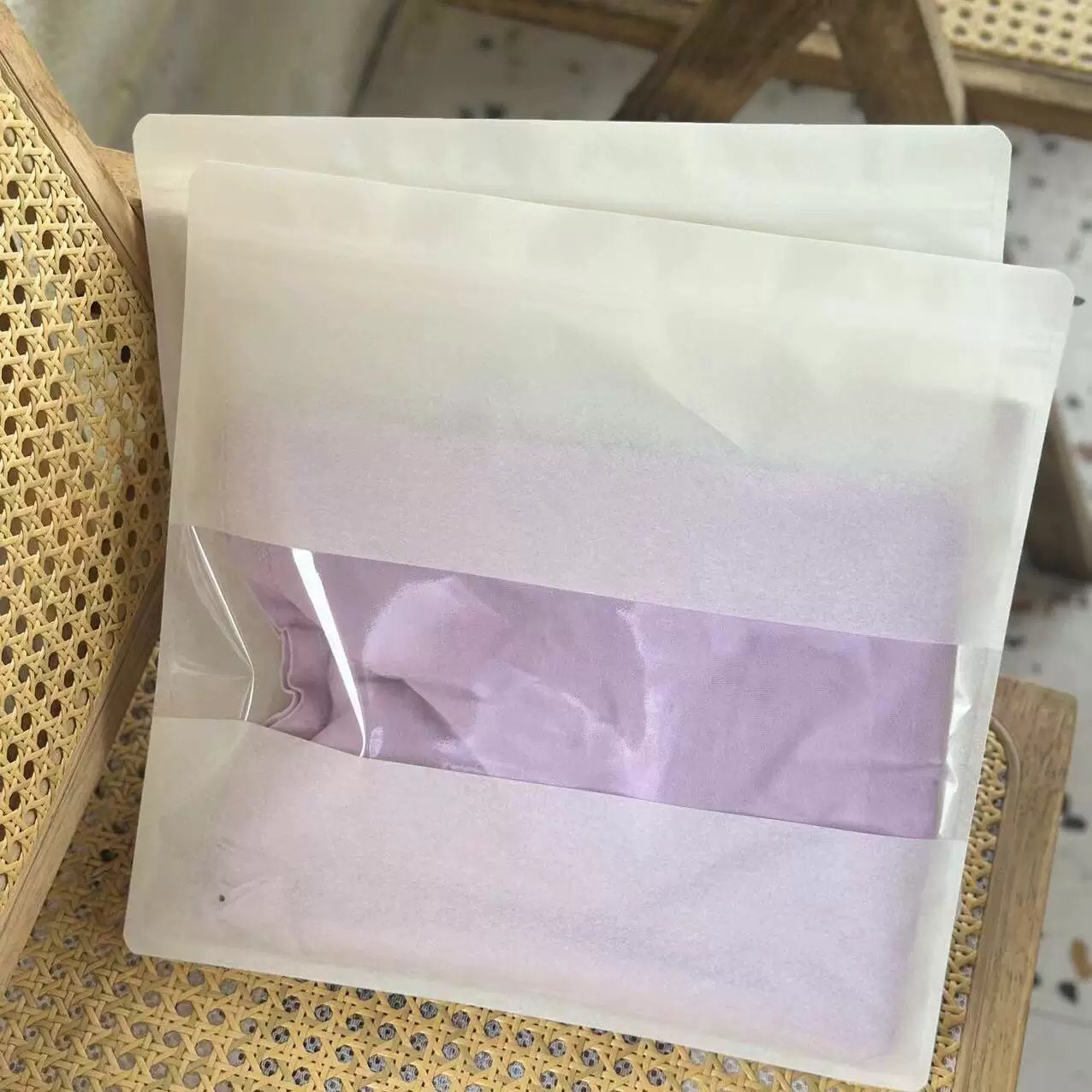 环保平底现货开窗棉纸服装睡衣T恤内衣内袋防水磨砂半透自封袋：绿色生活新风尚，你不可不知的秘密武器！