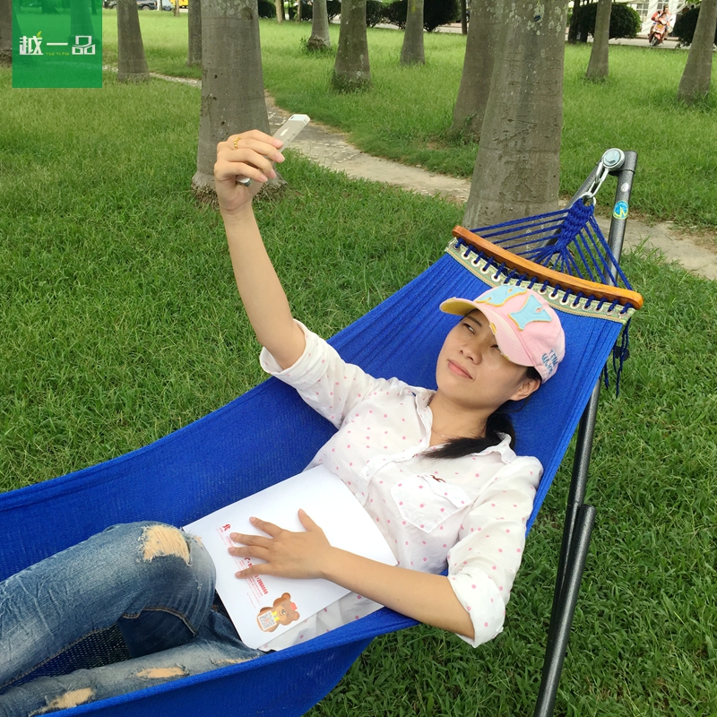 吊床支架大揭秘：户外折叠防蚊防侧翻，轻松享受阳台露营新体验！
