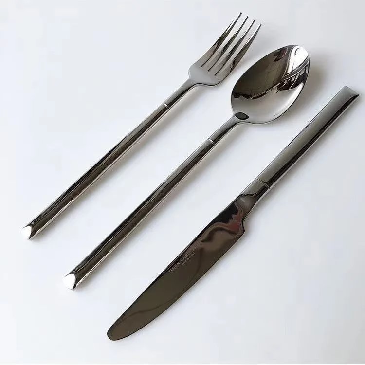 国风316不锈钢叉：西餐叉界的艺术品，如何在家也能享受高端用餐体验？