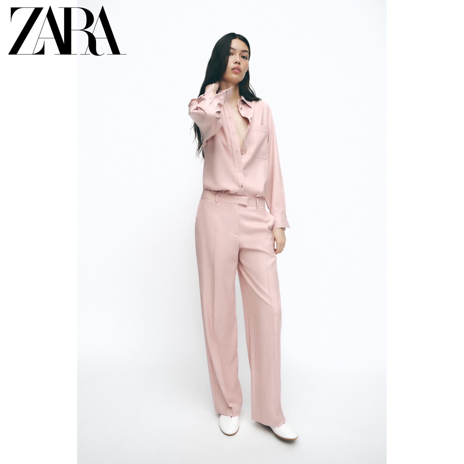 Zara，50岁女人也能穿出时尚新高度！