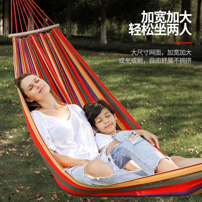 户外秋千吊篮吊椅：打造理想中的北欧风情休闲角落