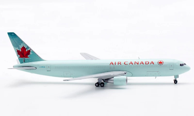 JC WINGS 1:400 波音B767-200ER 加拿大航空 C-GAUB：航空模型迷必入的收藏品✈️