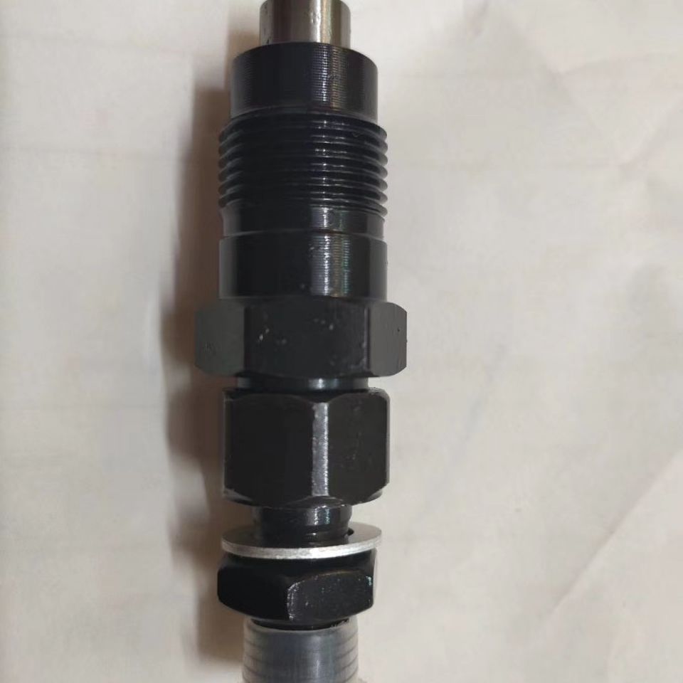 三菱v26/46 4M40发动机喷油嘴总成：汽车心脏的秘密守护者！