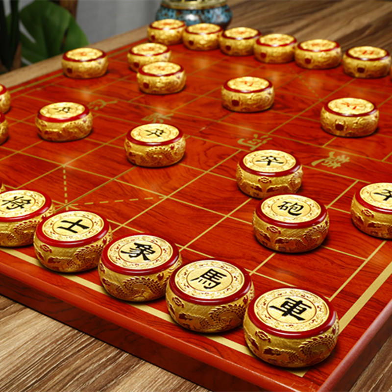 金丝楠木中国象棋：传承经典，尊享奢华，送给长辈的完美礼物