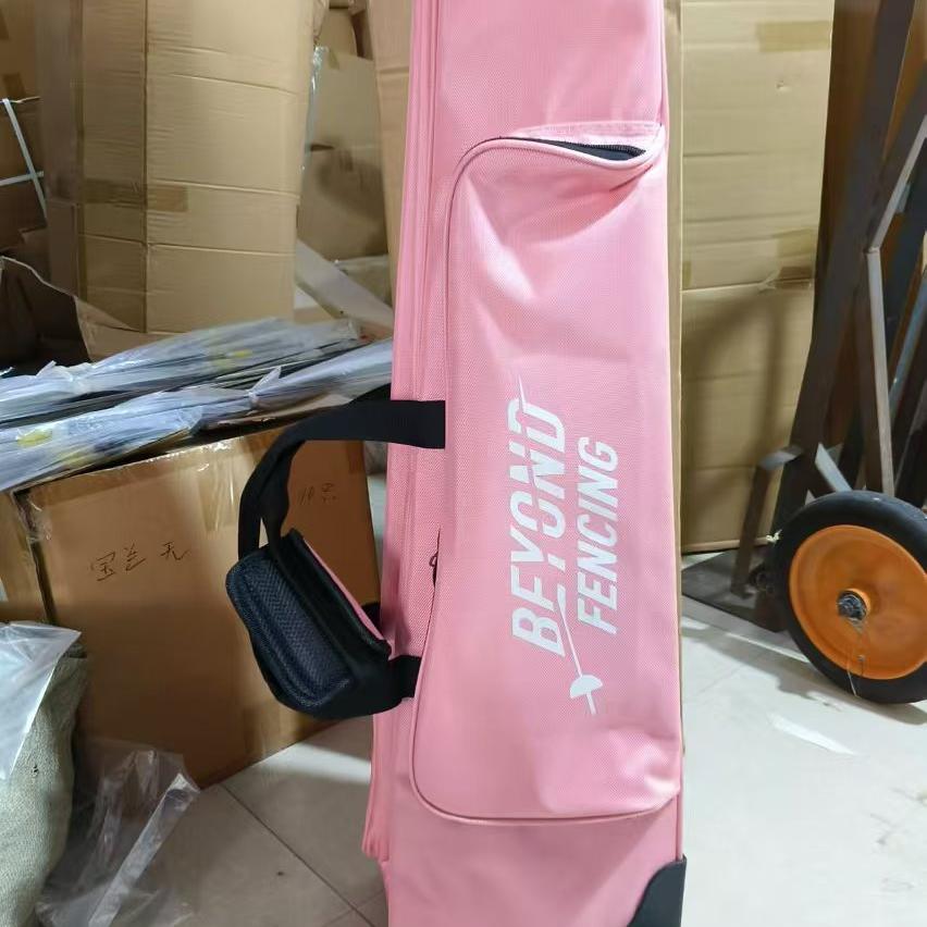 Beyond正品击剑拉杆包：个性化定制，品质出口海外，你的专属运动伙伴！