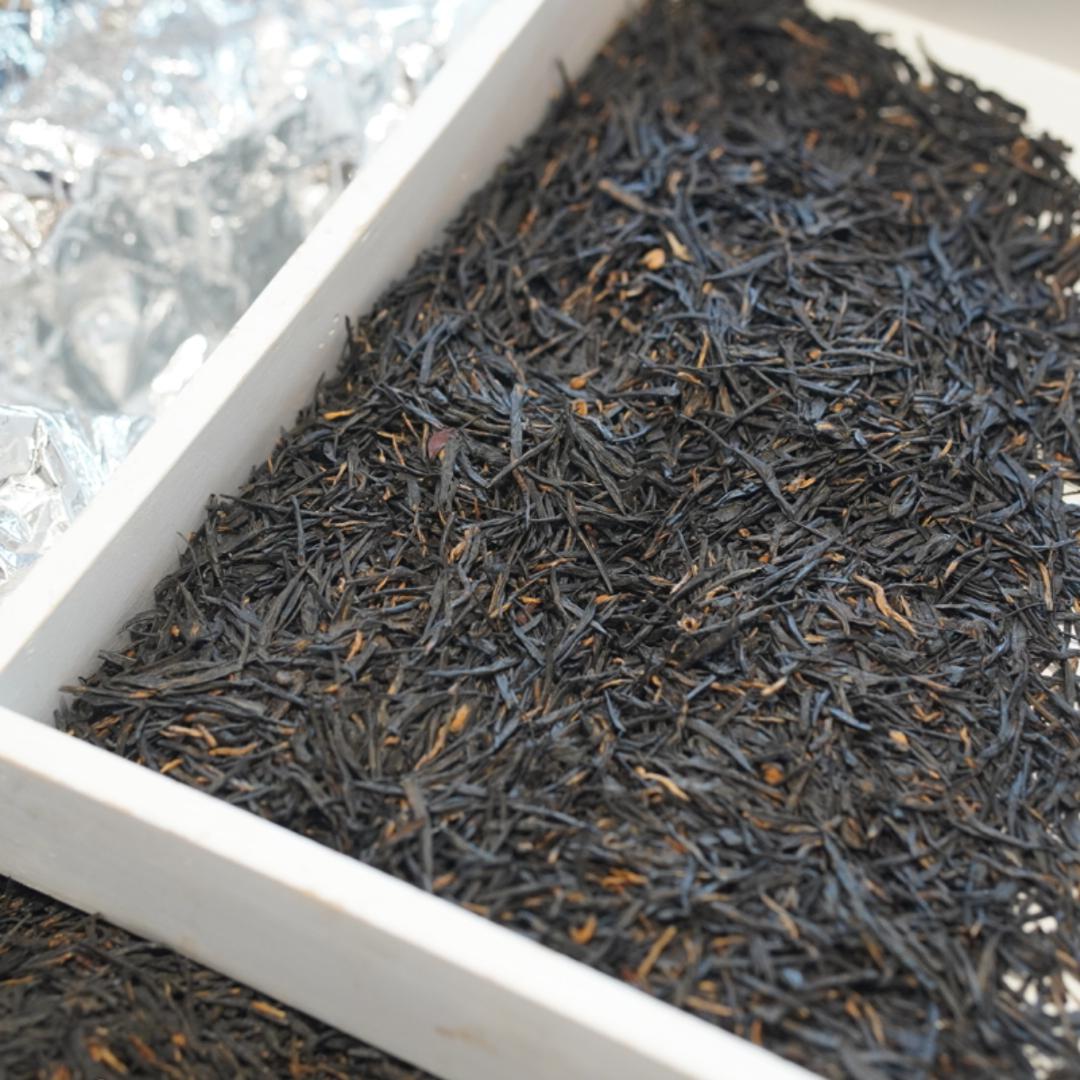 清欢白茶/野生古树红茶：临沧团队的自然馈赠，每公斤的奢华享受！