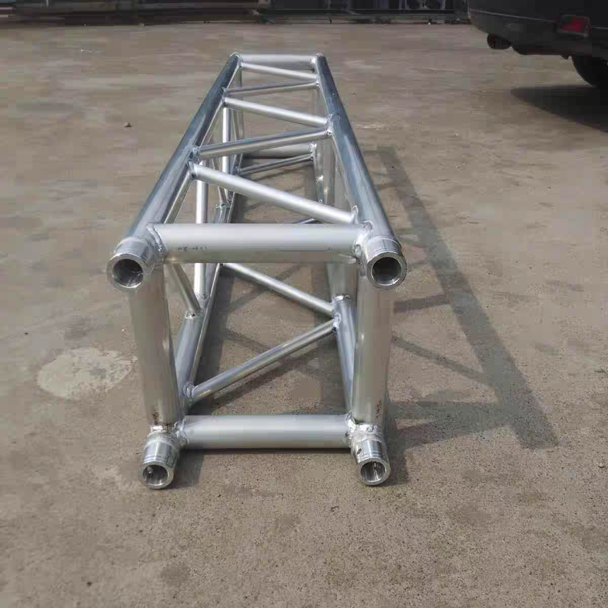 婚庆舞台的秘密武器：铝合金舞台桁架，轻松搭建梦幻婚礼现场✨