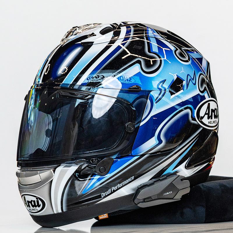 摩托车头盔贴膜大揭秘：告别雨水模糊，享受高清视野！✨