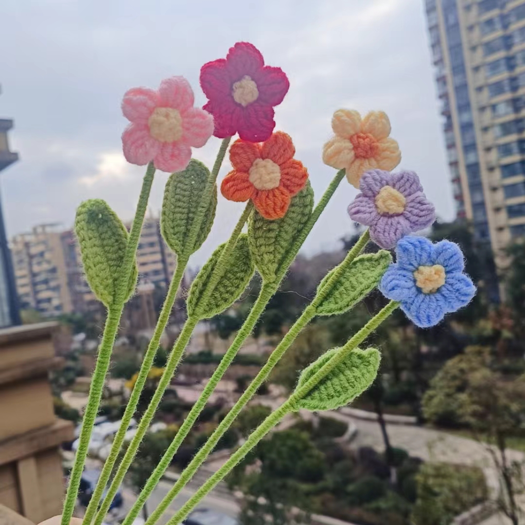 创意母亲节单支花束：给妈妈的爱，简单却深情