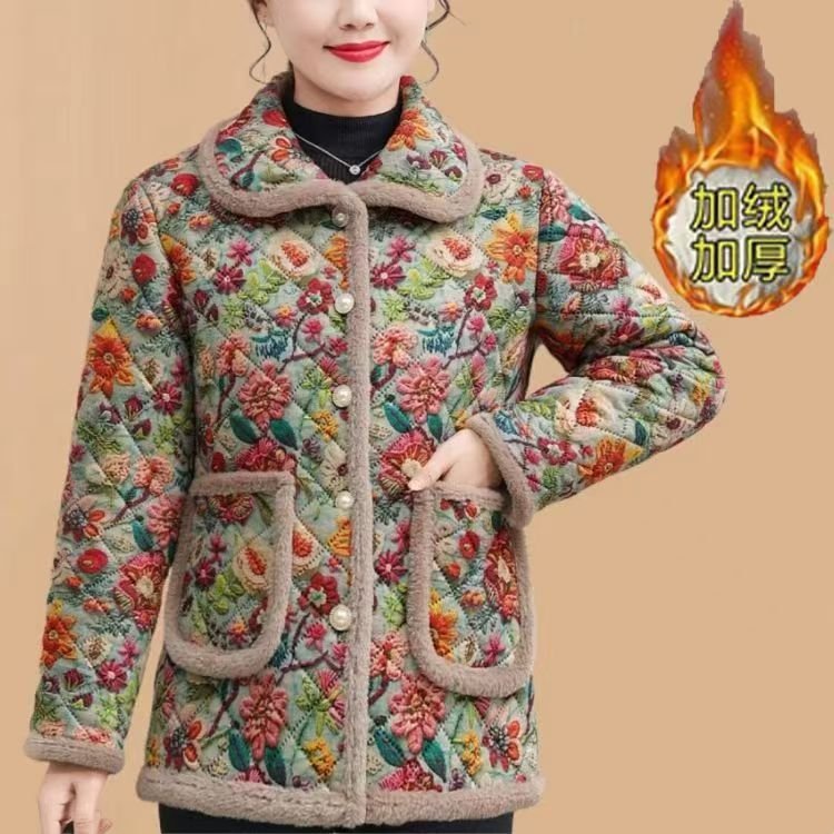 中年女装冬装外套：保暖时尚两不误的秘密武器
