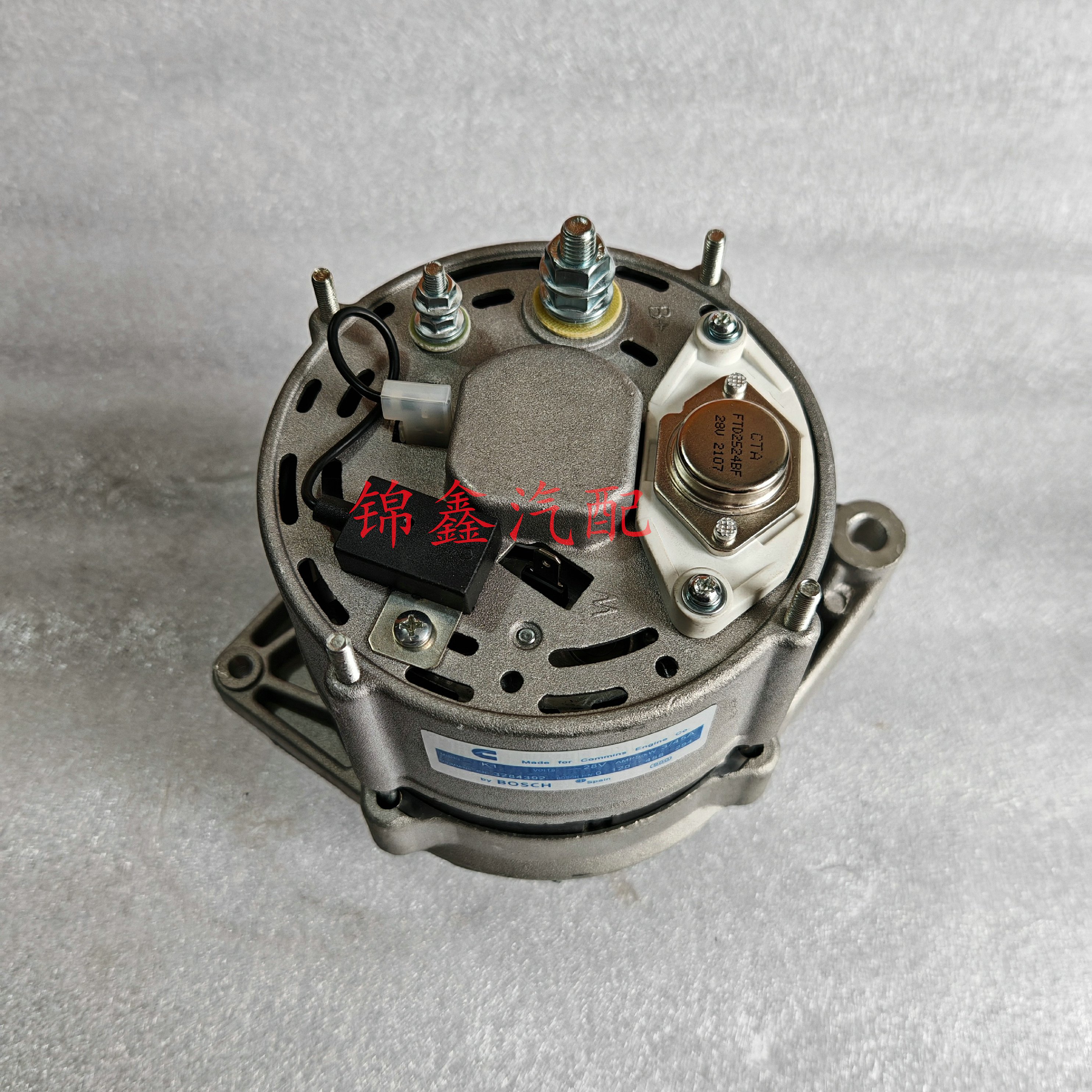 康明斯发电机3284392/488206/3939028/0120488206/14V24V：揭秘工程机械背后的电力心脏！