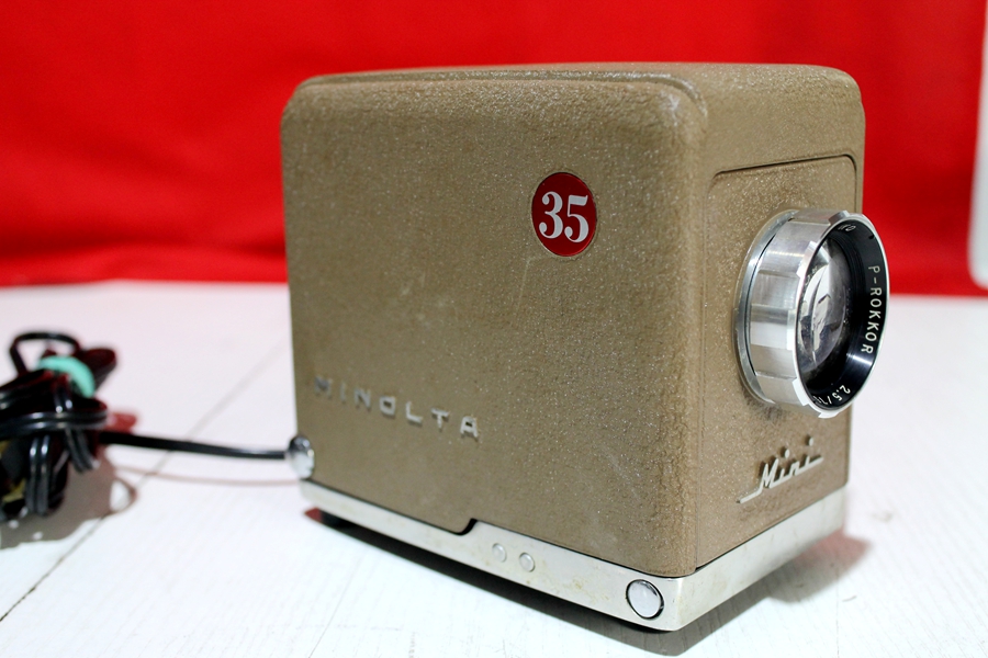 日本原装MINOLTA幻灯机：复古影像的魅力，MINOLTA135幻灯机带你重温胶片时代的光影艺术
