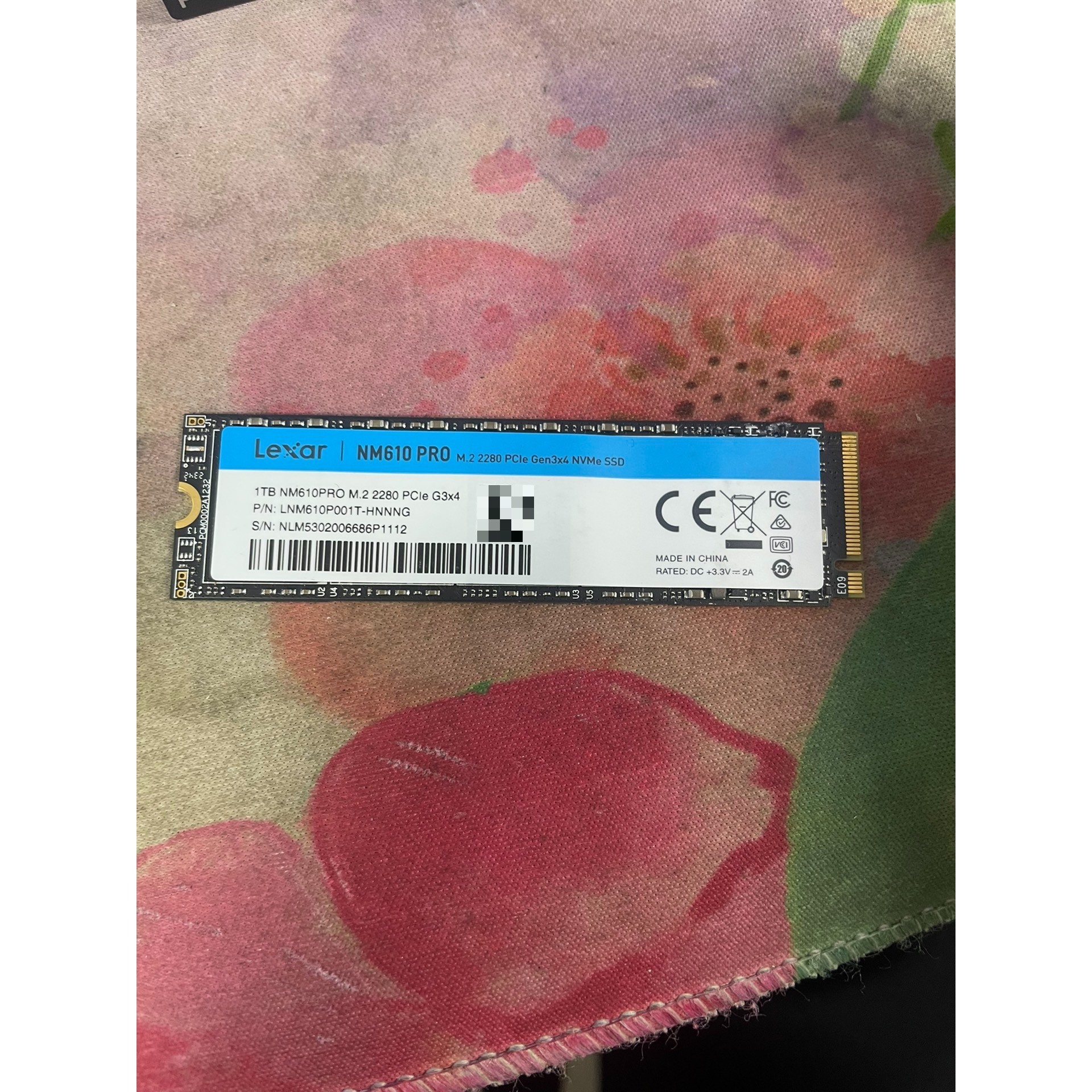 Lexar雷克沙1T/2T/4T移动固态硬盘PSSD：你的终极数据守护者，手机电脑两用的存储革命！