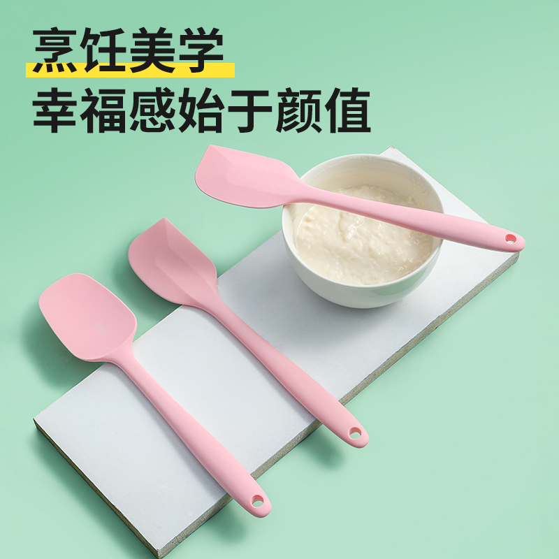 烘焙神器大揭秘：硅胶刮刀6件套，烘焙新手也能轻松搞定蛋糕奶油抹刀难题！
