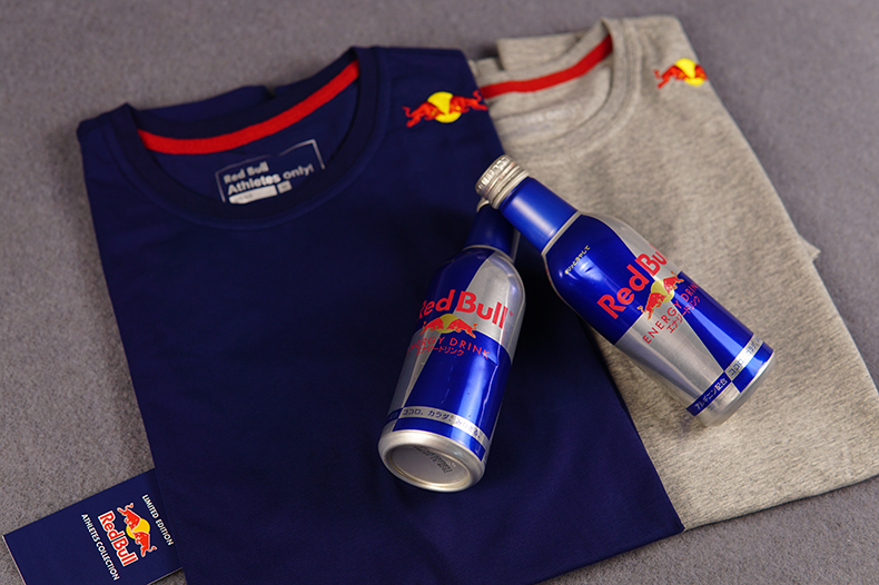 红牛RedBull运动员短袖T恤：穿出极限运动的潮流态度！