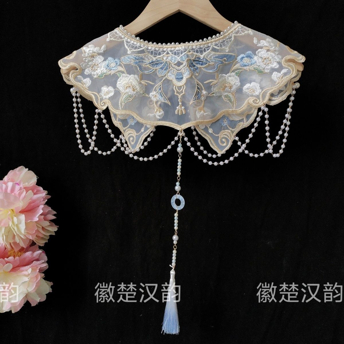 珍珠领围汉服云肩：穿越时空的古风之美，拍照必备的复古配饰！