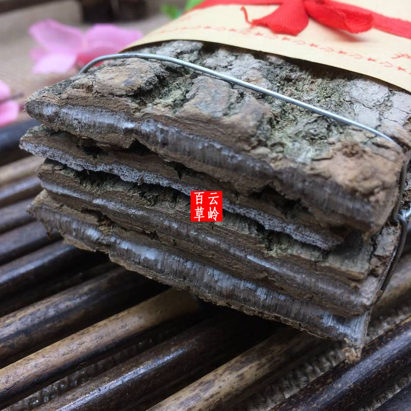 中药材杜仲皮：纯天然特级云南杜厚皮，养生界的超级英雄！