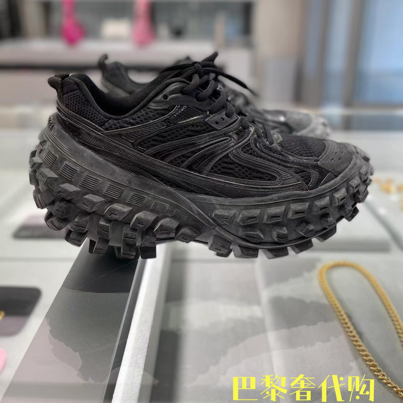 巴黎世家经典鞋：时尚圈的“贵妇”真香现场！
