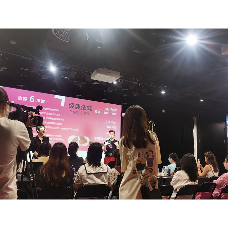 北京录课服务全套设备租赁：轻松开启你的网络课程录制之旅！