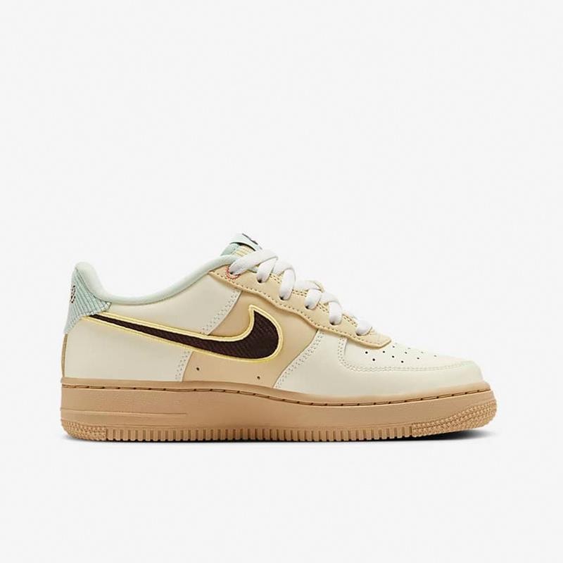 女生穿Nike空军一号真的显腿长？显瘦显高秘诀大公开！