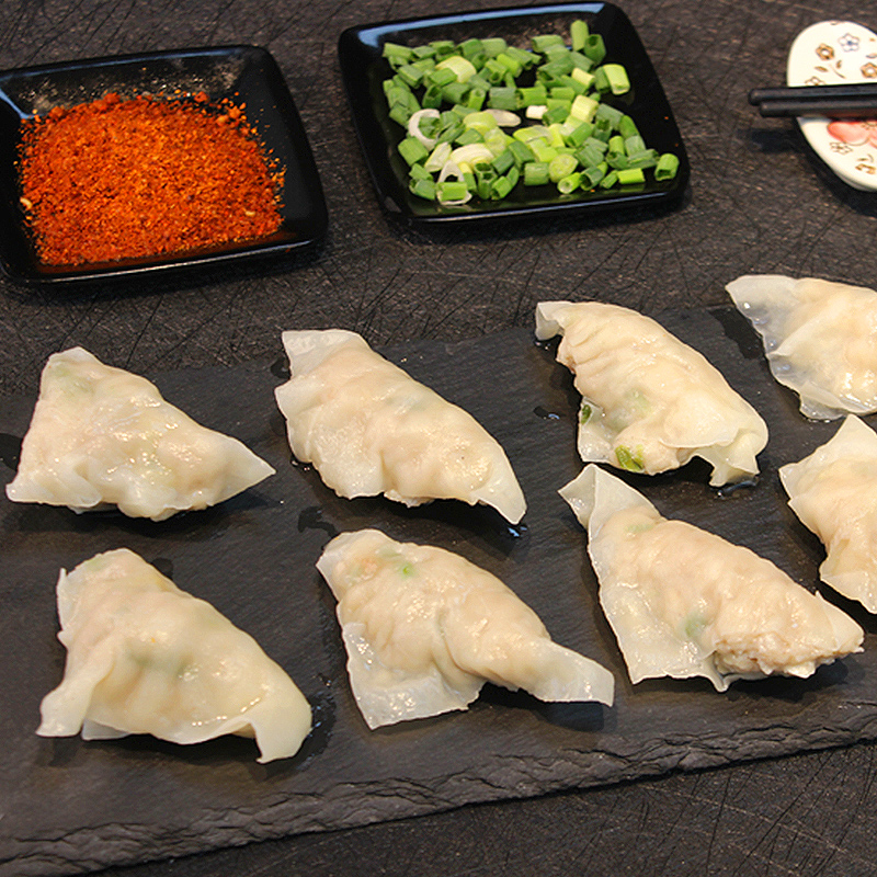 福州肉燕皮：福建传统美食的灵魂，一口咬下全是家的味道！✨