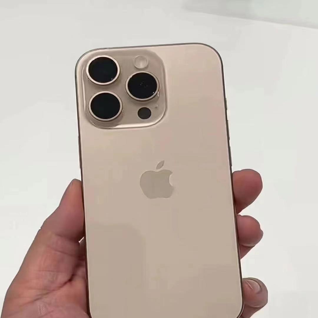 Apple iPhone 16 Pro Max 海外版：解锁全球信号，无锁Esim畅游世界✈️