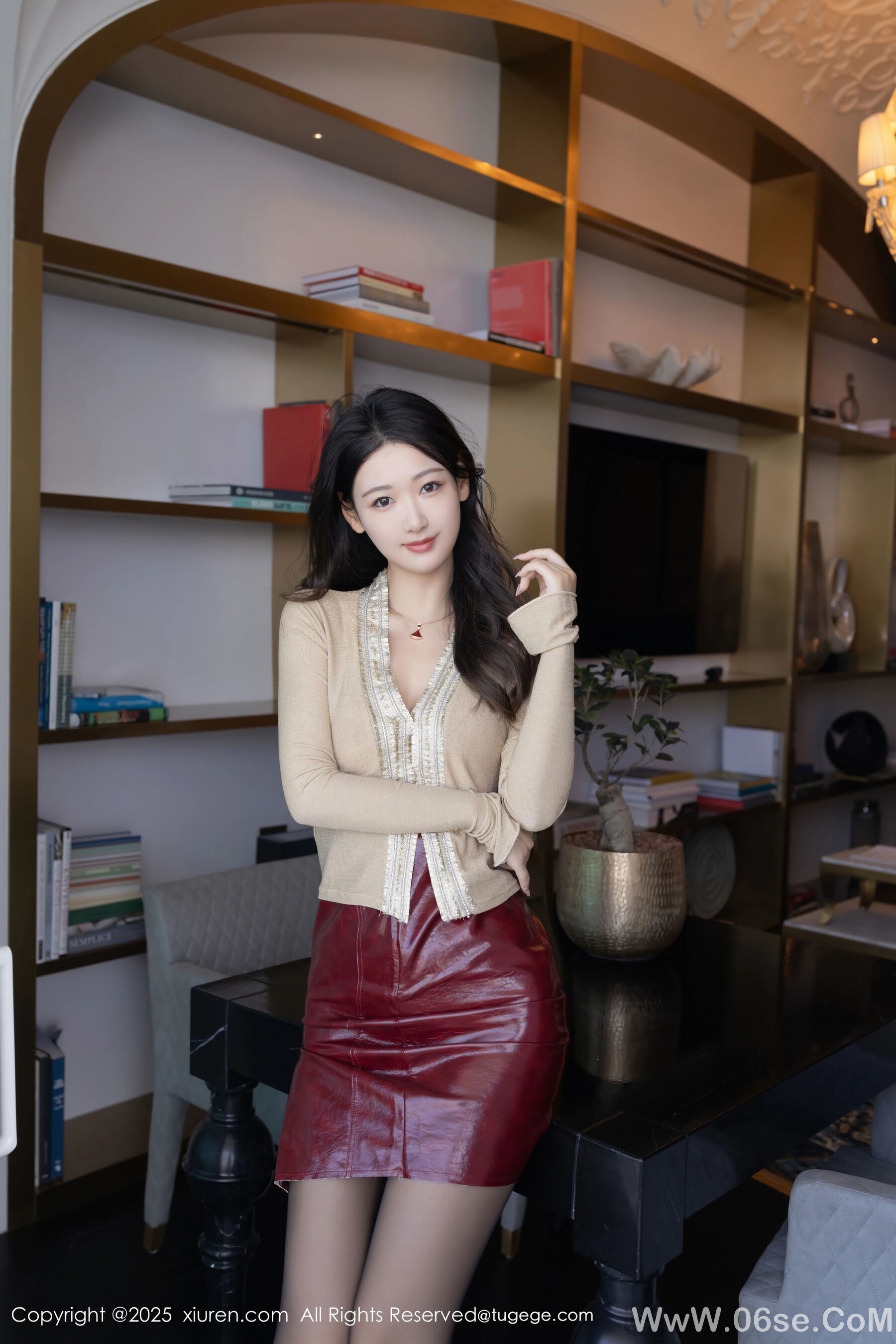 图片[4]-[Xiuren秀人网] 2025.05.19 NO.10296 唐安琪[83P]-六色网