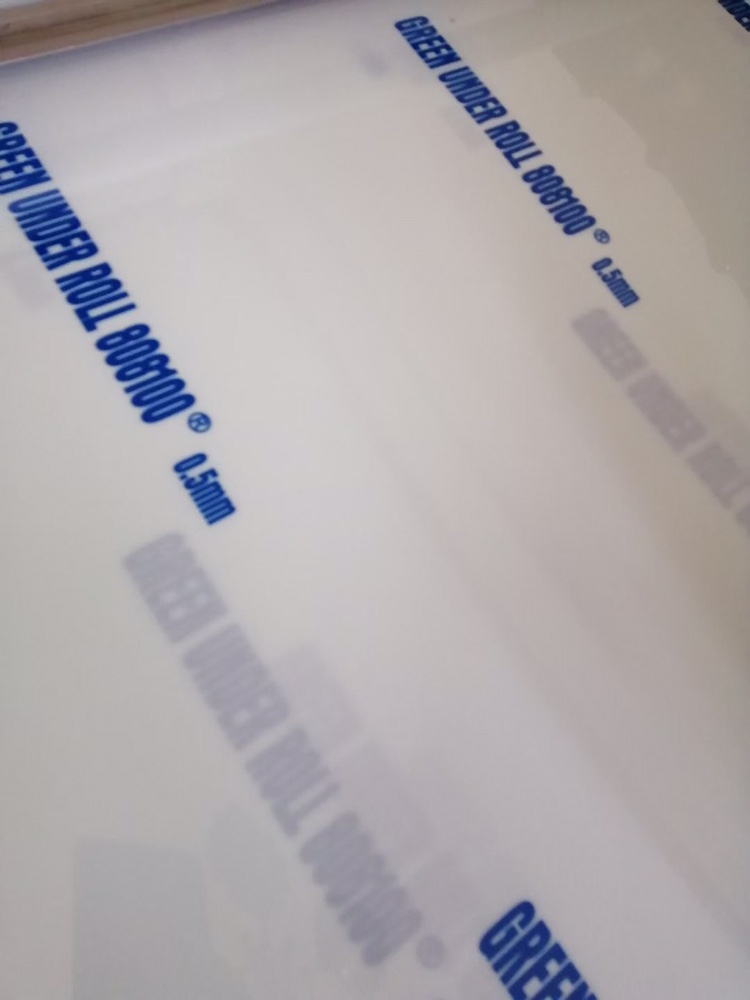 进口印刷机炮底胶片海德堡高宝罗兰：定制尺寸PS版滚筒衬垫的秘密武器