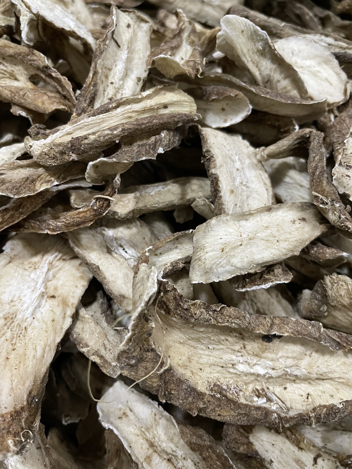 当归岷县当归片：药食同源的养生瑰宝，如何挑选正宗当归头？