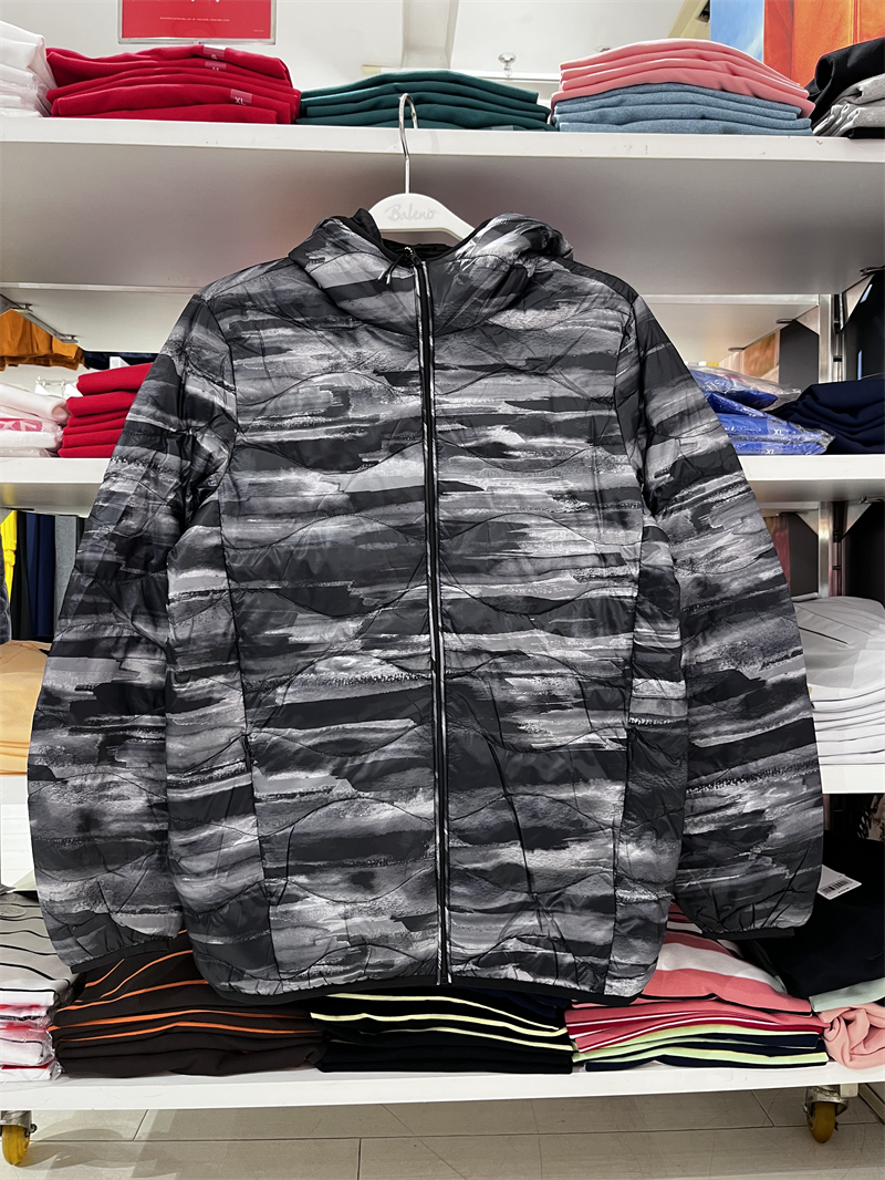 秋冬新宠：ABS男装泡芙羽绒服，轻薄便携，温暖随行！❄️✨