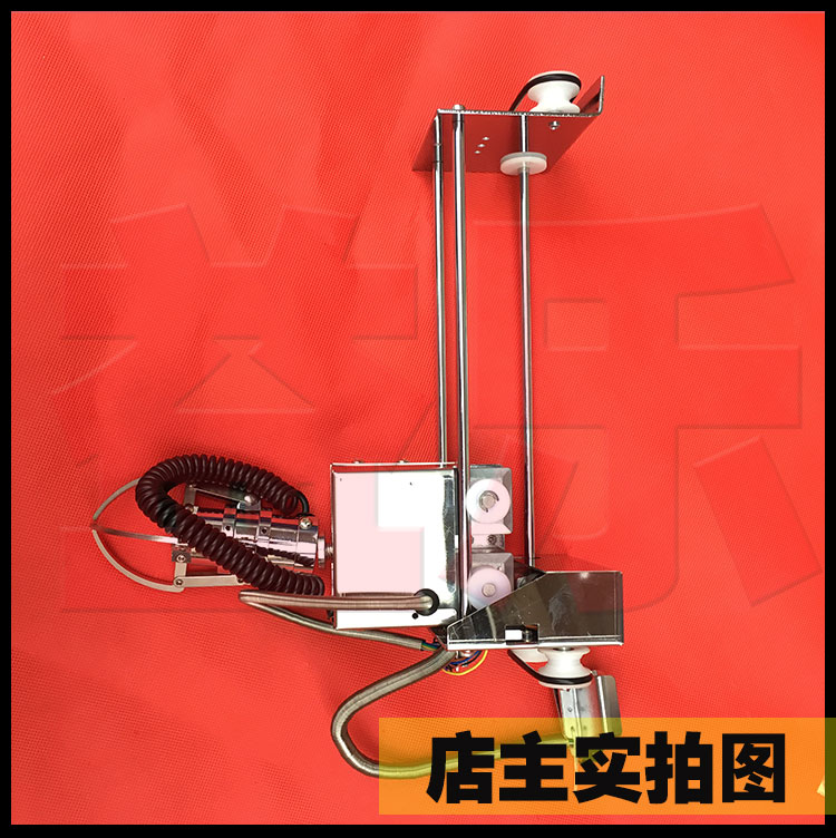 热卖新款迷你娃娃机天车迷你爪子糖果爪抓娃娃机天车夹公仔机专用：童年回忆杀，宅家也能享受抓娃娃的乐趣！