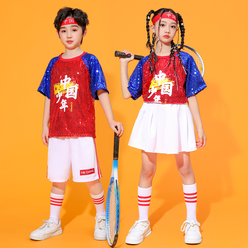 六一儿童啦啦操队表演出服，小学生国潮运动会男女舞蹈足球宝贝服装，如何选择最炫酷的装备？