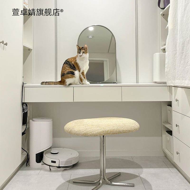 青云家居台式化妆镜：INS风网红少女心，点亮你的桌面美妆新世界！