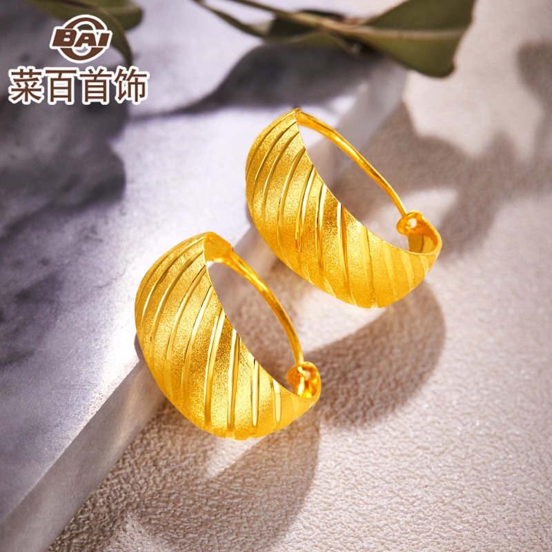 福来岛黄金戒指太绝了！宫廷风+培育钻排戒，女明星同款太抢镜✨