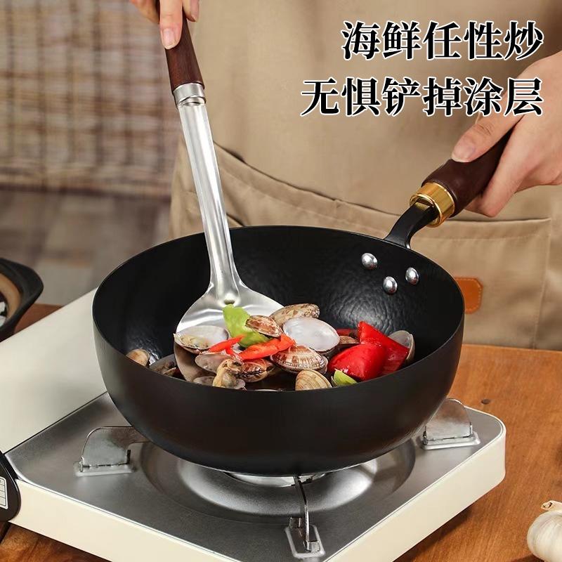 章丘铁锅：传承千年的烹饪神器，让每道菜都充满家的味道