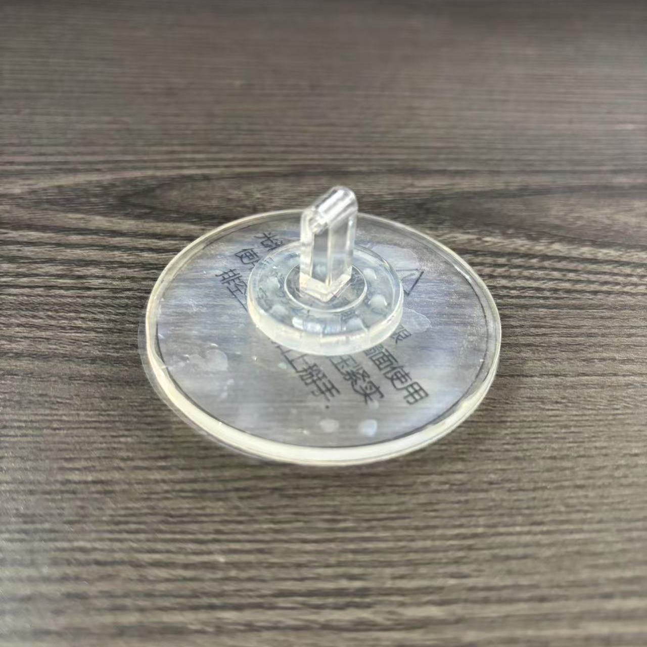 滴胶吸盘厨房粘钩：告别打孔烦恼，厨房收纳新神器！