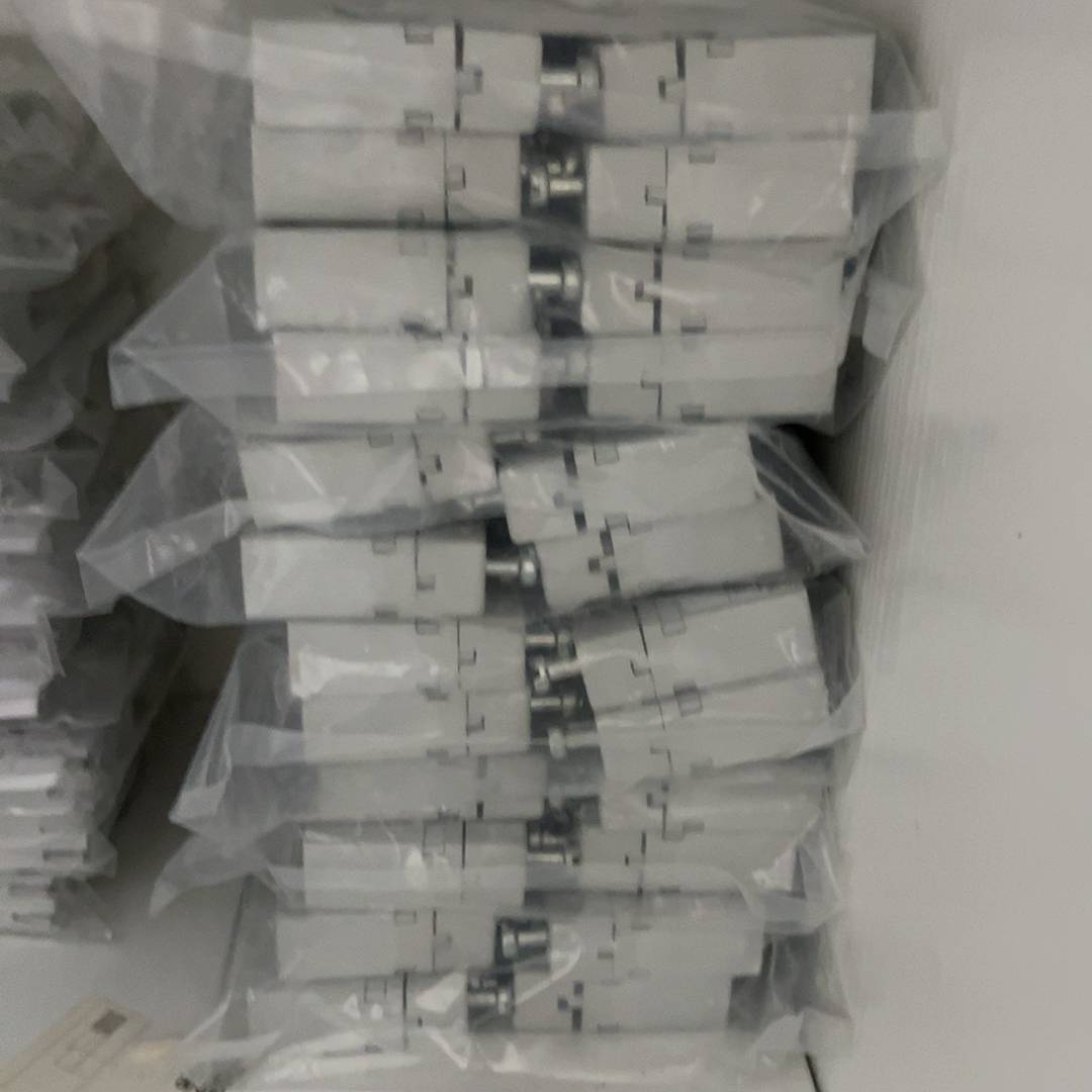 原装Rittal母线支架SV9341.000 9341000 PLS800系列3极支架：电力系统中的隐形守护者