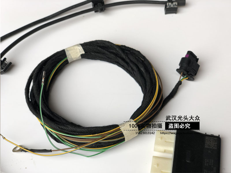 迈腾途观L途昂柯迪亚克速派途安L：一脚踢感应行李箱，开启智能生活新篇章！