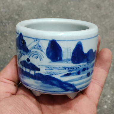 高仿古清代晚期青山水纹陶瓷小香炉：老货柴窑味，脚踩泥厂家货源揭秘！