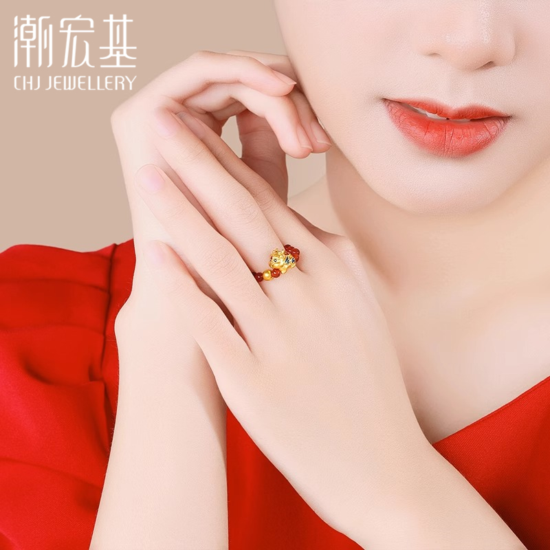 潮宏基好事发生聚财吞金兽貔貅黄金玛瑙戒指：足金串珠，生日礼物新选择！