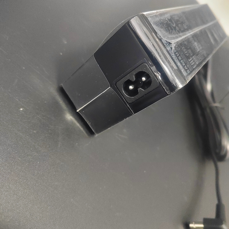 22V适配器BN44-01137A：三星显示器专用电源，高效稳定的能量源泉